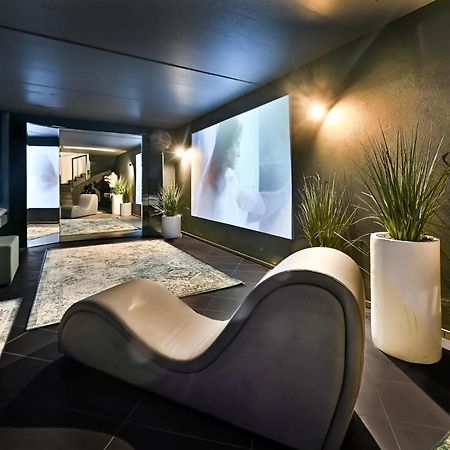 شقة Jacuzzi Cinema Loft كاوناس المظهر الخارجي الصورة