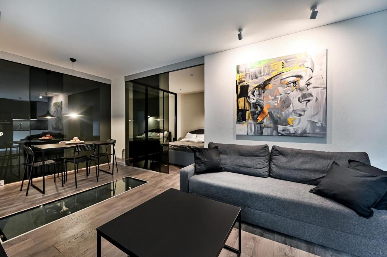 شقة Jacuzzi Cinema Loft كاوناس المظهر الخارجي الصورة